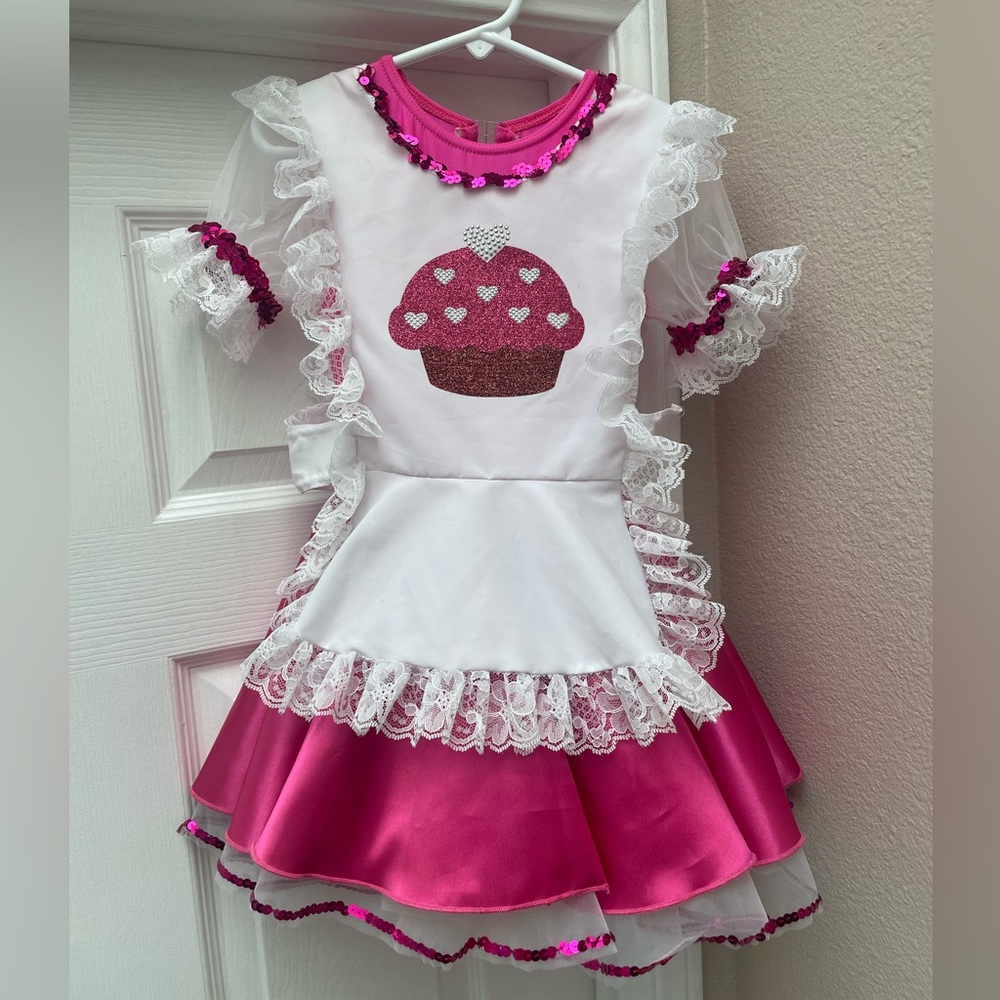 Girls ADORABLE Baker Costume - 6/6x